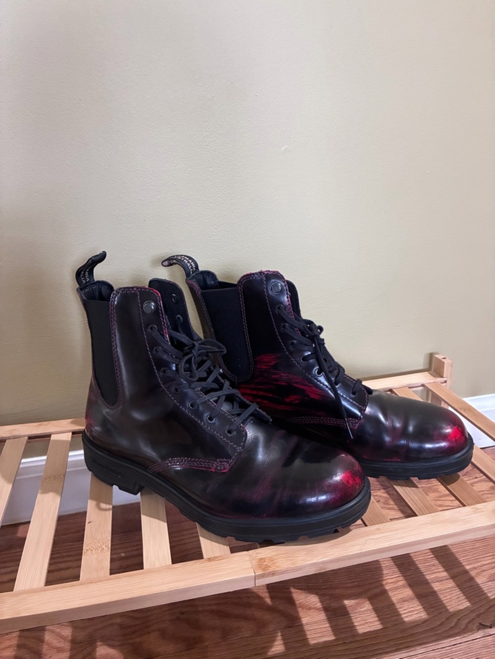 Blundstone Black with Red Accent Leather Ankle Boots